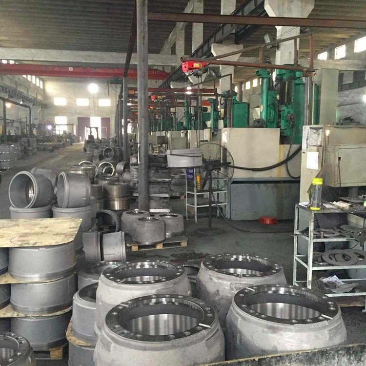 Semi Trailer Spare Parts Axle Parts American Type Brake Drum 3757 for Sale Used in Semi Trailer