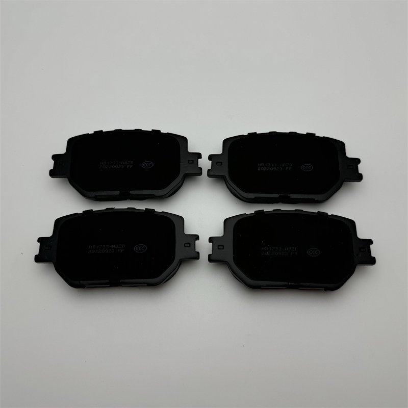 Wholesale Factory Car Parts High Quality Ceramic Semi Metal Brake Disc Pad Applicable for Toyota D1733 BP21550 04465-30280