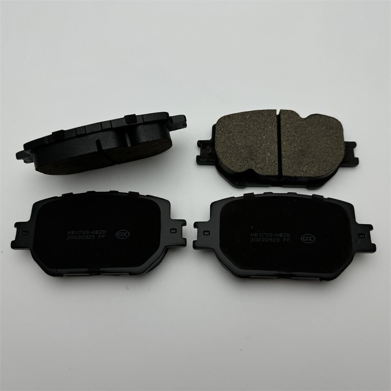 Wholesale Factory Car Parts High Quality Ceramic Semi Metal Brake Disc Pad Applicable for Toyota D1733 BP21550 04465-30280