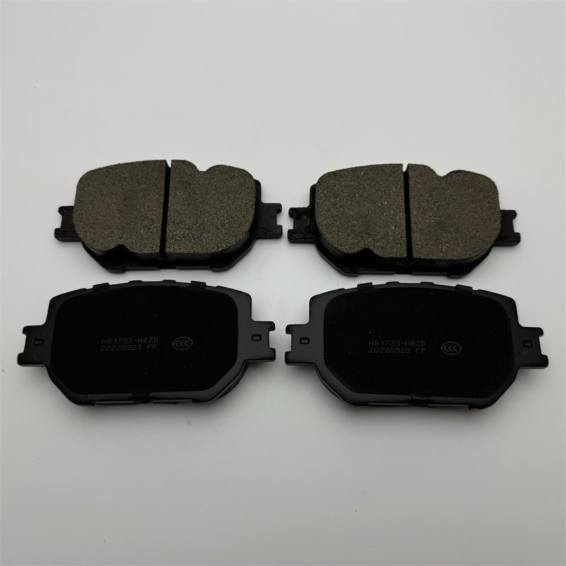 Wholesale Factory Car Parts High Quality Ceramic Semi Metal Brake Disc Pad Applicable for Toyota D1733 BP21550 04465-30280