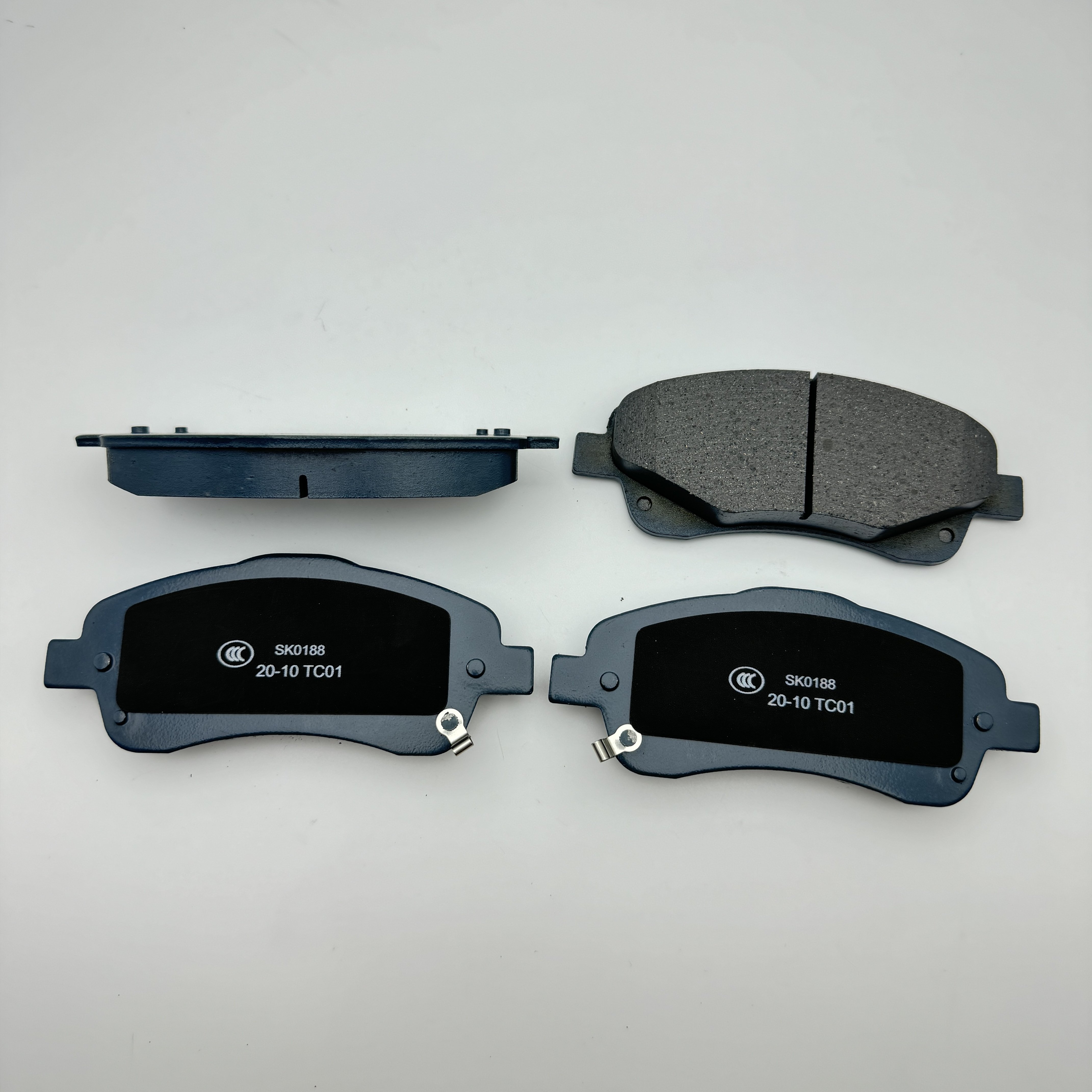 Brake Pad Factory Wholesale VKZ and Custom Brake Pads Semi-metallic Ceramic Brake Pads AN8056WK KD2798 SP1576 D2233M GDB3336