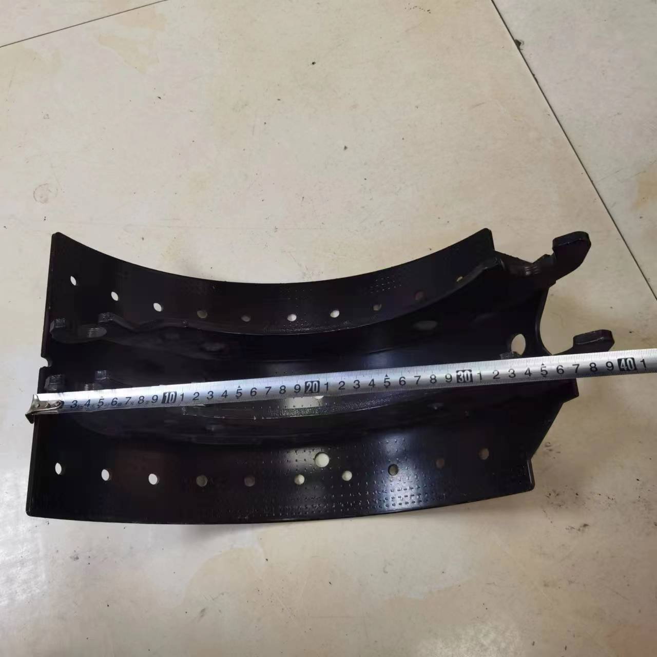 Cheap and High Quality Brake Shoe High Quality 180 200 220 Brake Shoe Truck Auto Drum Brake Shoes