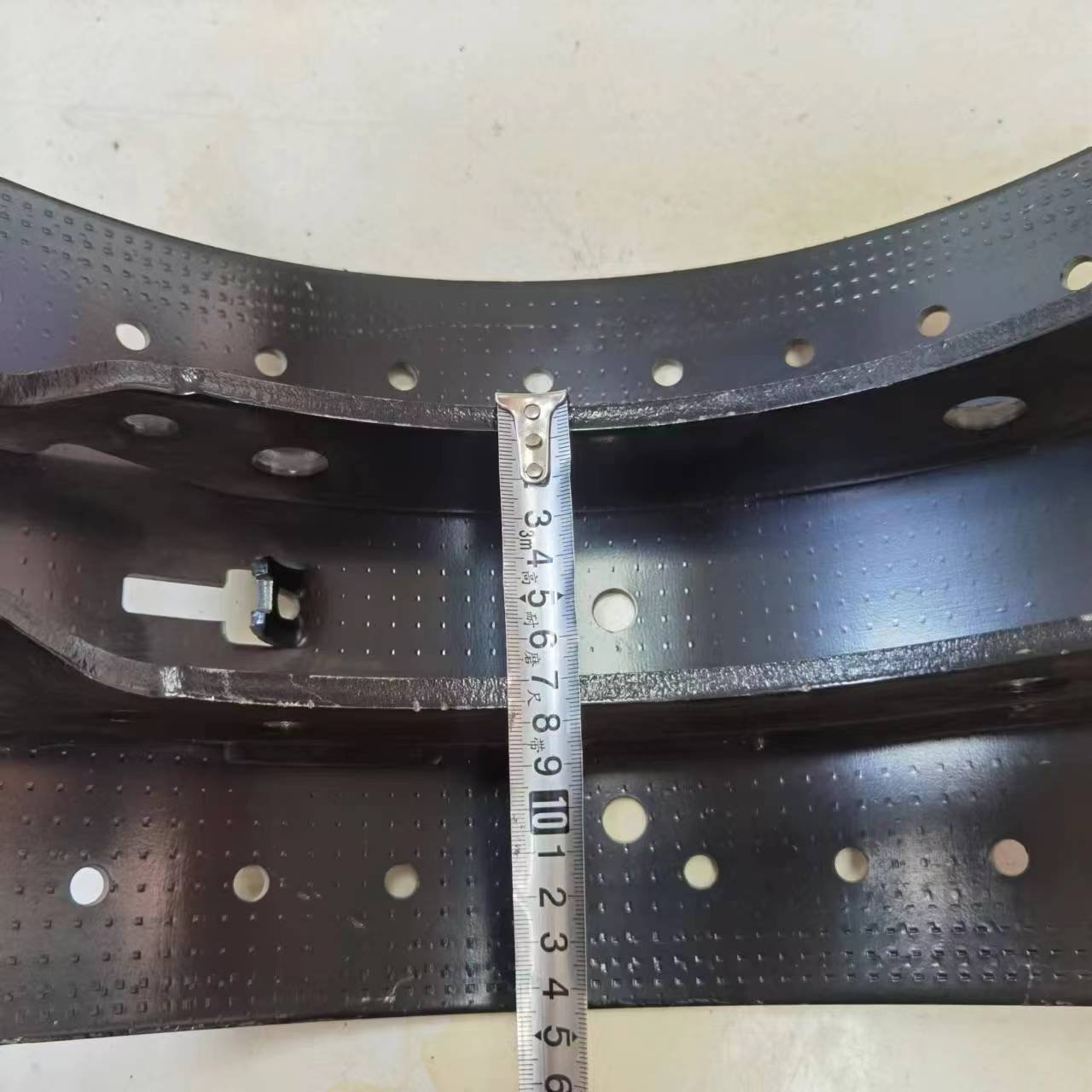 Cheap and High Quality Brake Shoe High Quality 180 200 220 Brake Shoe Truck Auto Drum Brake Shoes