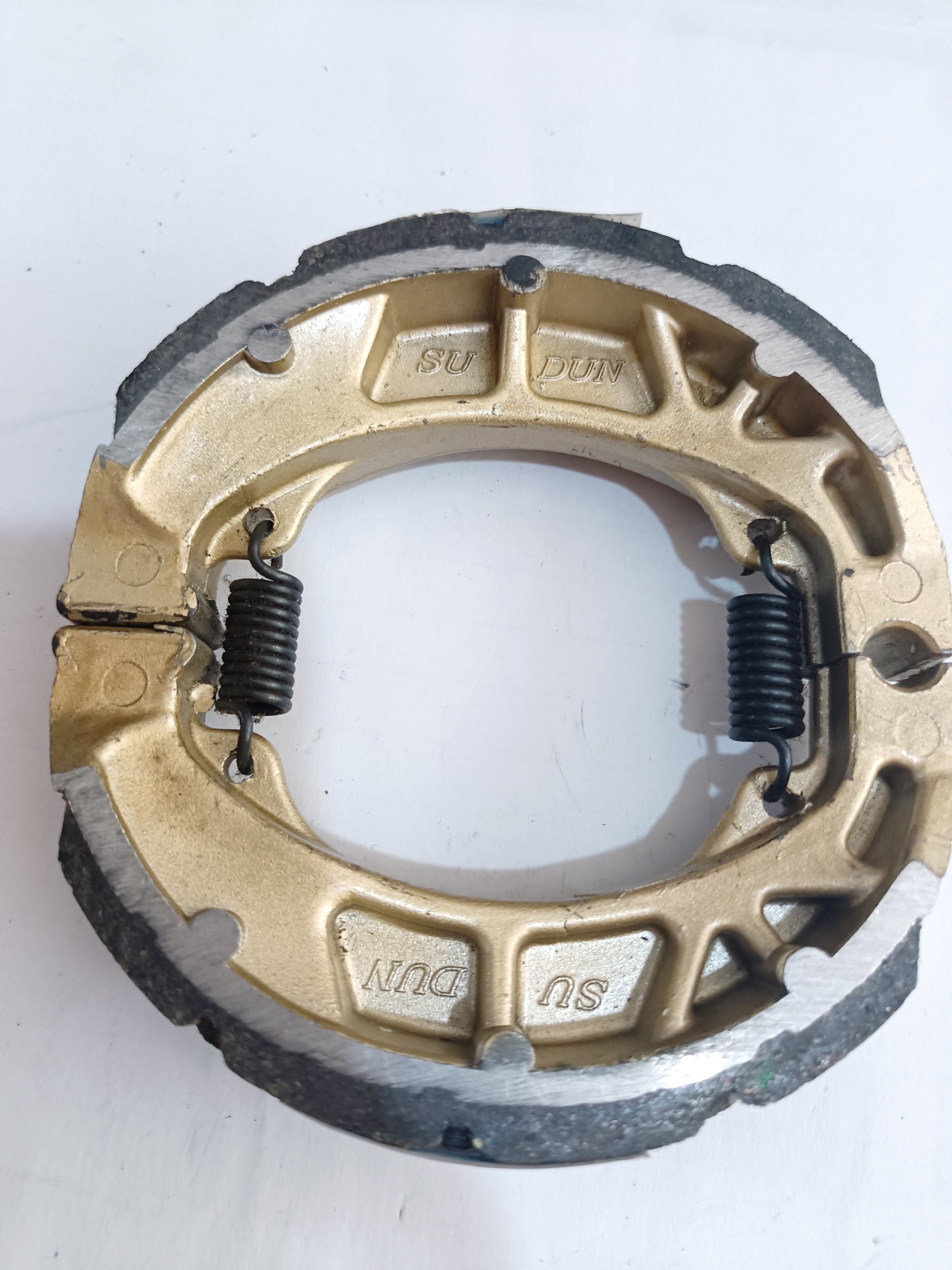 High Performance Brake Pads of Cd70 Lifan Honda Suzuki Qianjiang Longxin HJD100 Style Motorcycle Brake Pads