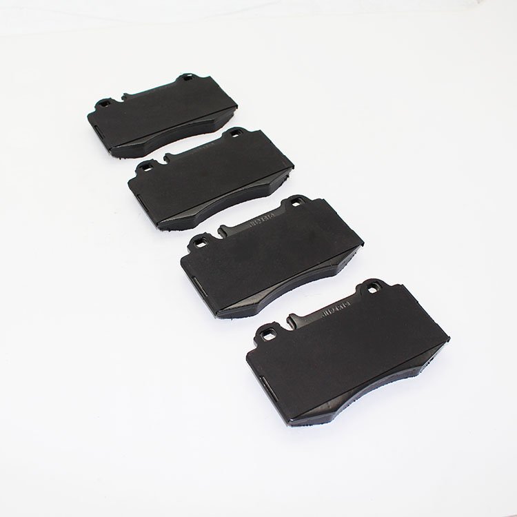 Direct Selling 003 420 42 20 Brake Wholesale Brake Pads No Noise Spare Parts Automobile Spare Parts Brake Pad