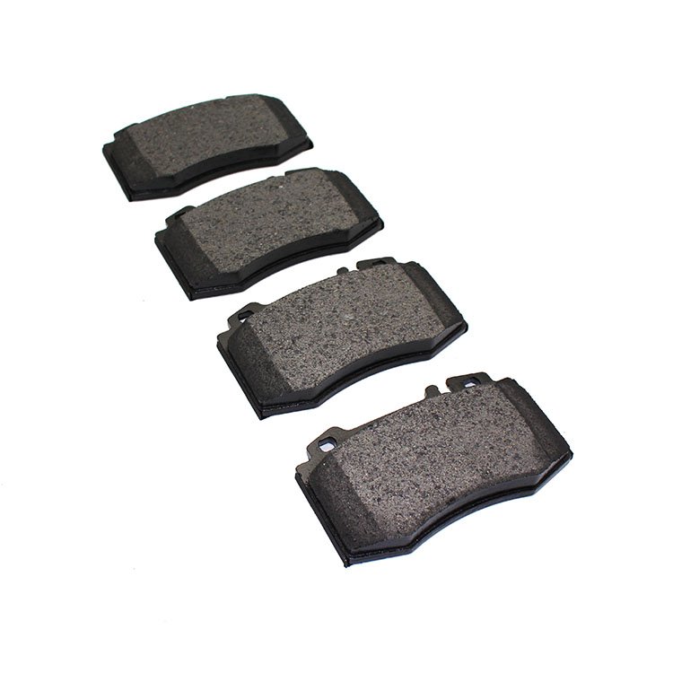 Direct Selling 003 420 42 20 Brake Wholesale Brake Pads No Noise Spare Parts Automobile Spare Parts Brake Pad