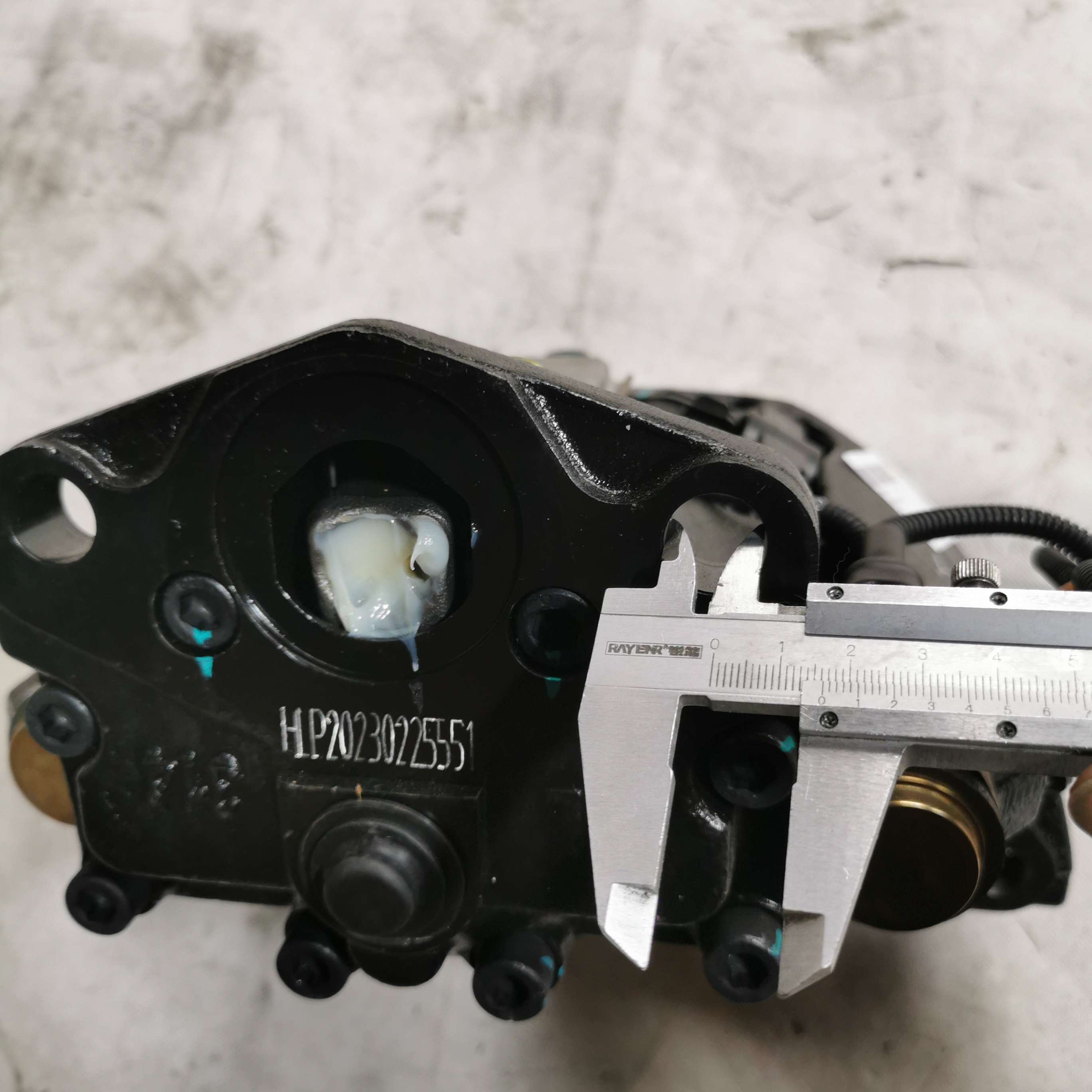 FOTON SPARE PARTS BP10653003502 Right Front Brake Caliper Assy