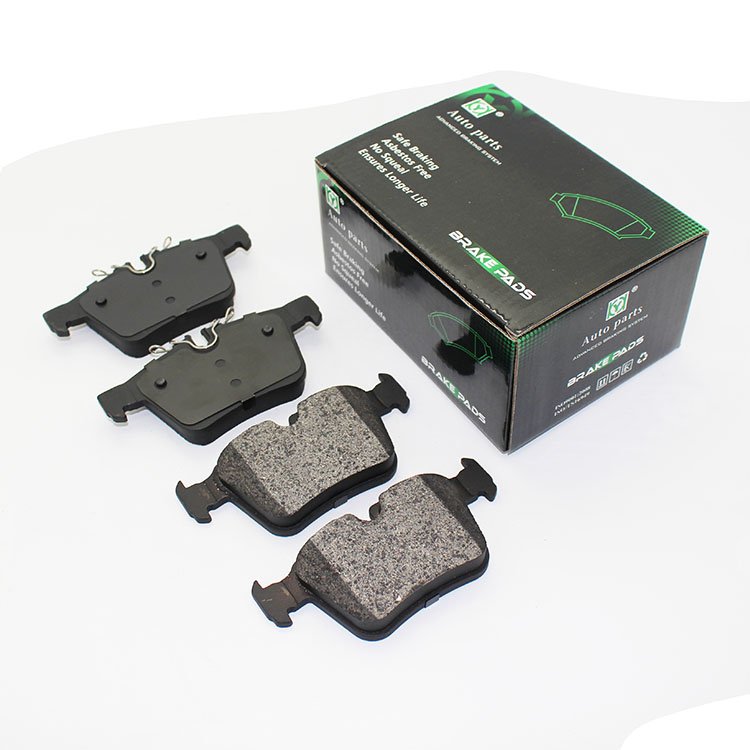 Excellent Price 81.50820.5006 Auto Accessories Brake Systems Rear Brake Pads Car Brake Pad
