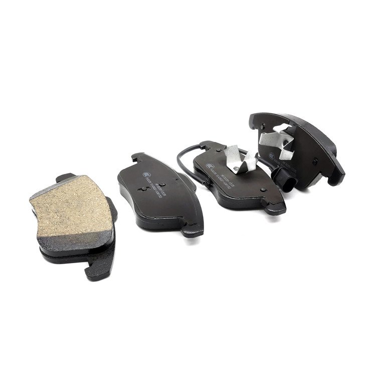 Front Brake Pads D1535 for Audi A4 A5 OE Part Number 8K0698151F Made in China Factory Price With Low Moq