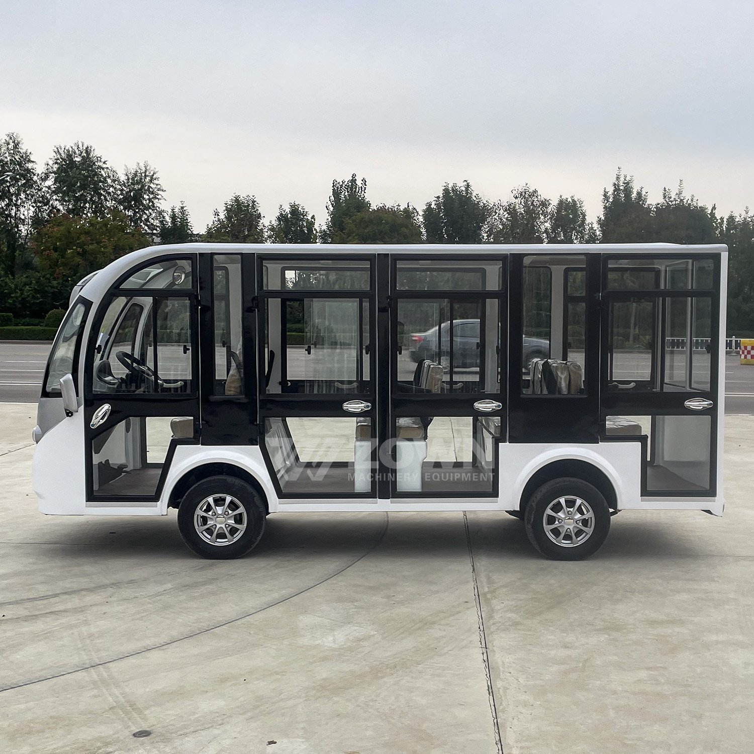 Classic 11 Seater Electric Shuttle Bus with Door for Sale at Wholesale Price