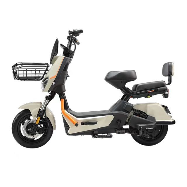 2025 High Quality 48V Black Electronic Smart Scooter Cheap and Reliable with Integrated Battery and Advanced Digital Features
