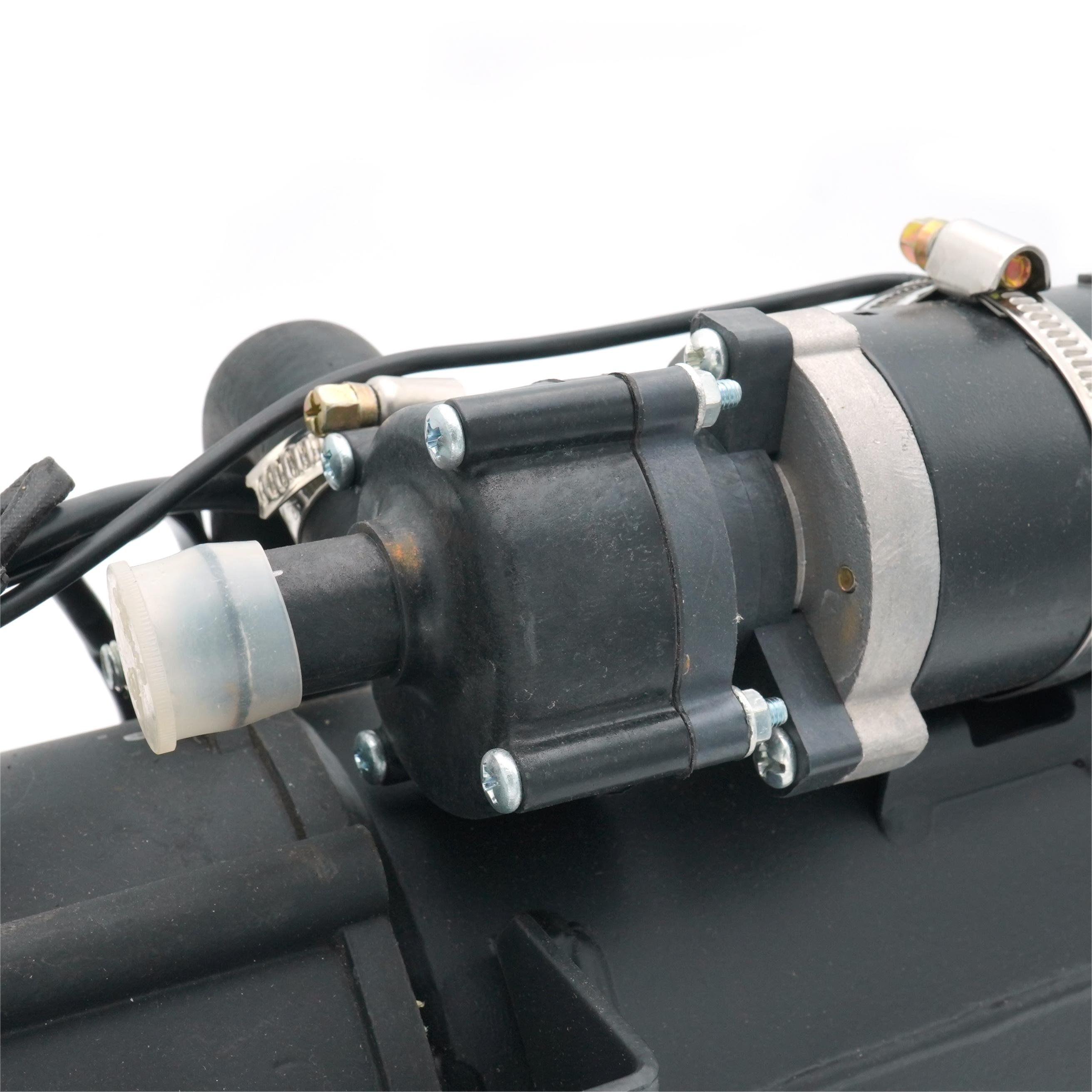 DC 12V Parking Air Heater for Outdoor Places Like RVs Ships Buses with LCD Switch for Water Heating in Cars and Trucks
