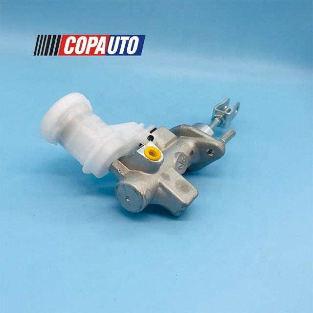 Auto Parts for Sport L200 Triton 2.5L 3.5L 4W Clutch Master Cylinder MR995034 2345A015