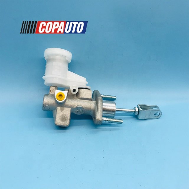 Auto Parts for Sport L200 Triton 2.5L 3.5L 4W Clutch Master Cylinder MR995034 2345A015