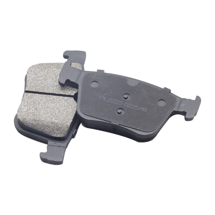 China Manufacturer 04465-25040 Ceramic Brake Pad D1344 for toyota Hiace Box Hilux Brilliance Jinbei Mpv FOTON