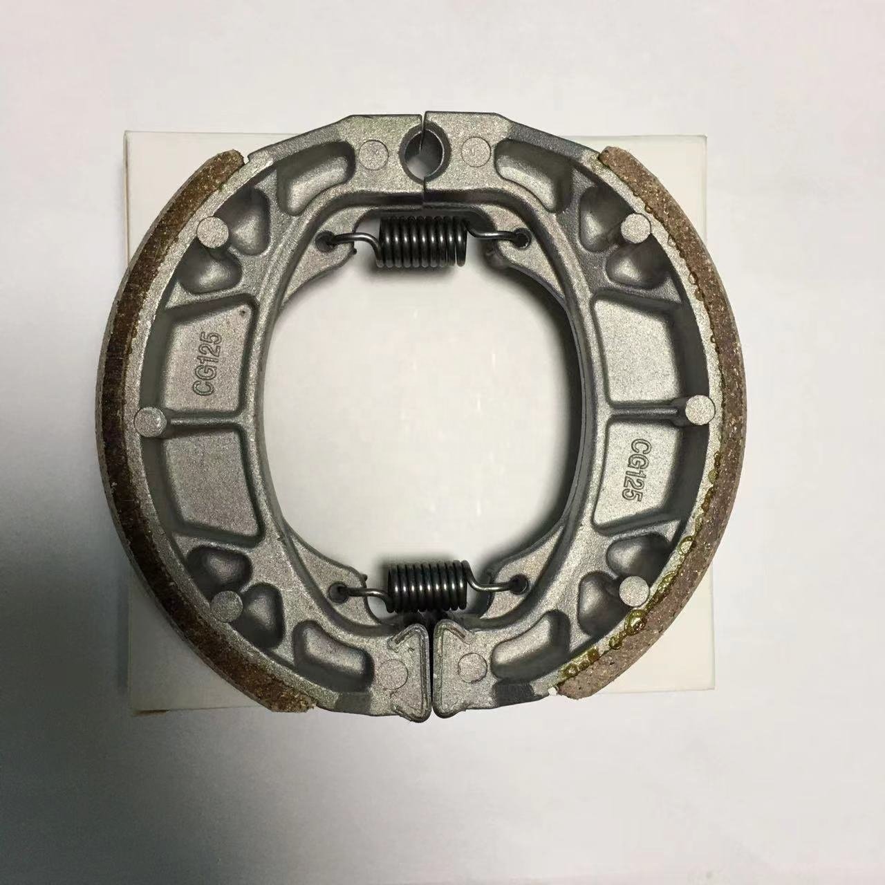 CD70 Brake Shoe Motorcycle Brake Shoe for Pakistan Market