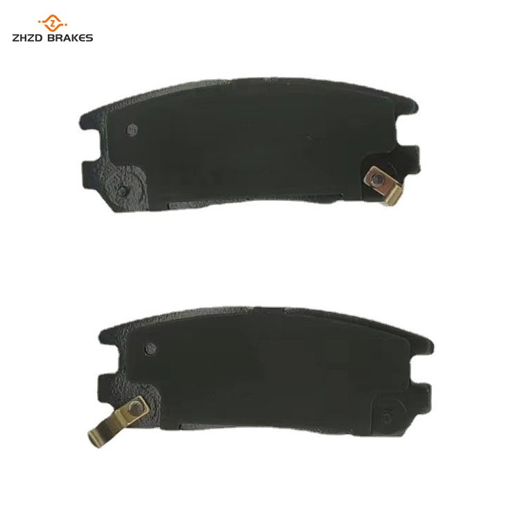 Original Quality Auto Spare Parts Brake Pad D580 OEM 1605019 Car Semi Metallic Ceramic Disc Brake Pad for Isuzu