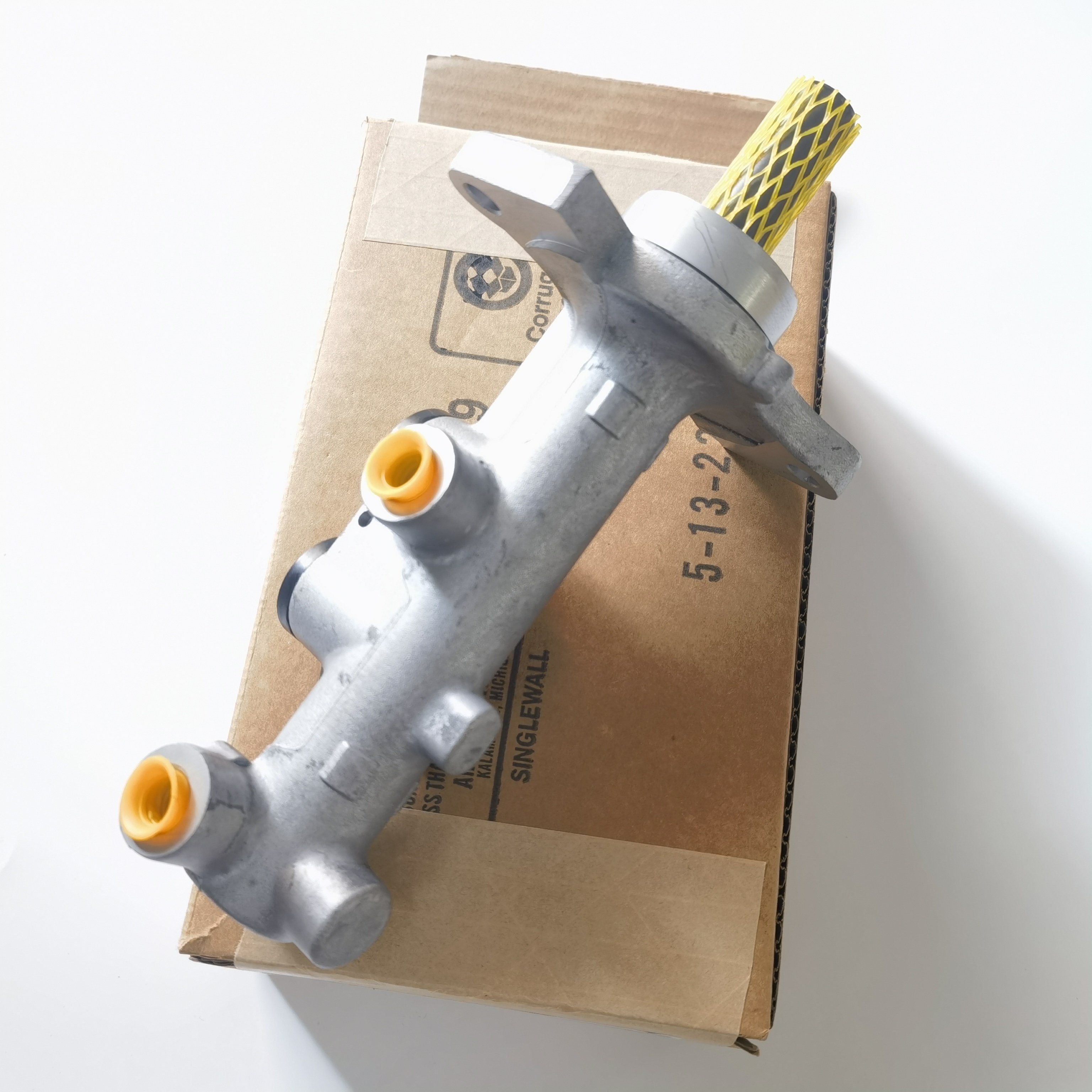 CT4Z2140A BRMC209 5234041 Guangzhou Auto Parts Brake Master Cylinder Fit for Ford Edge 2007-14 Lincoln MKX 2007-14