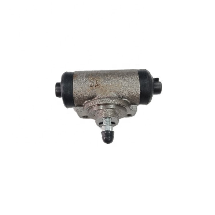 Wholesale Factory High Quality Car Engine Parts OEM UH71-26-610 Wheel Brake Cylinder
