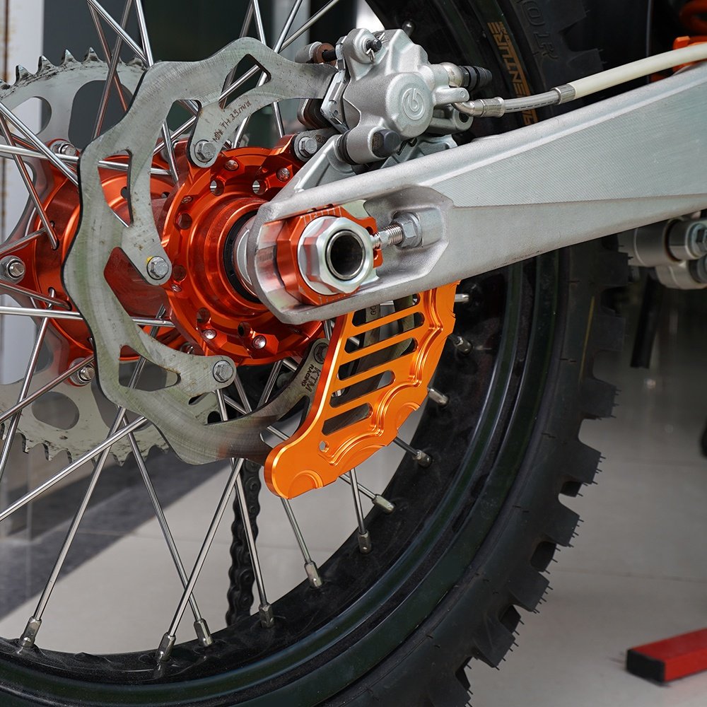 NiceCNC Billet Rear Brake Disc Guard for KTM 250 XC F 200 EXC 200 XC 450 SXF 350 XCF-W 2004 2005-2018 2019 2020-2023