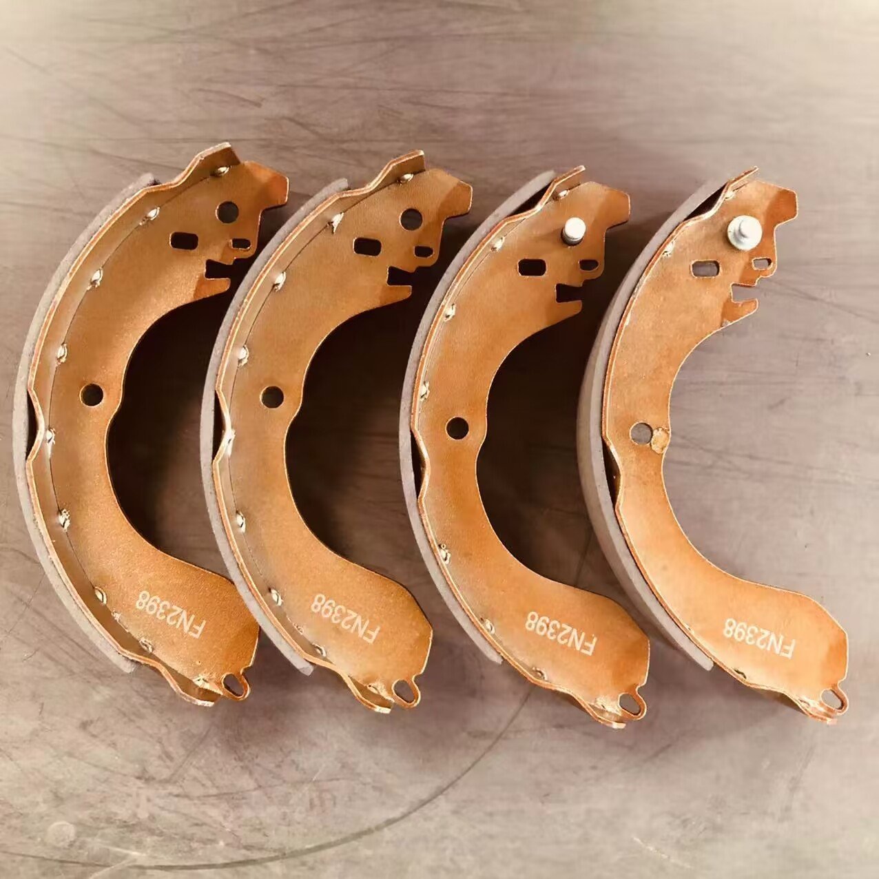 Deluxe Factory Supply High Grade OE Standard Auto Car Rear Brake Shoe Drum Brake Shoe