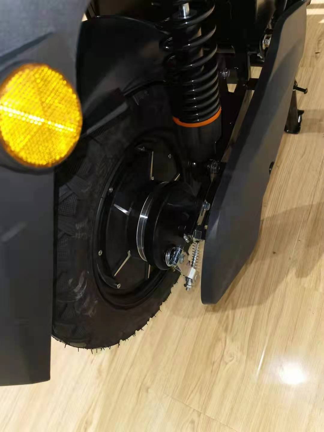 CHEAPER FASHION and HIGH QUALITY ELECTRIC MOTORCYCLE WITH BEST PRICE FROM WUXI FACTORY