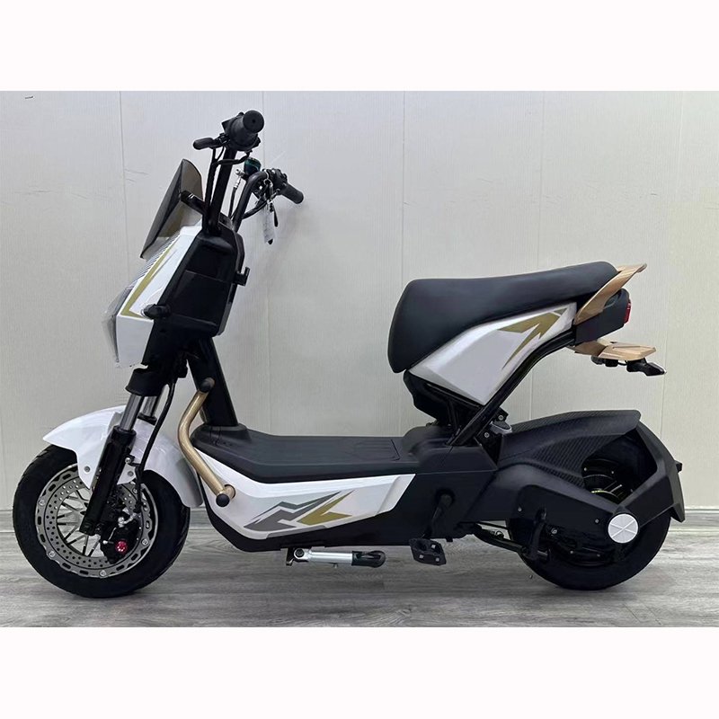 Greennovo Stable Performance 2023 New Arrival Commuting Popular Sport Small Adult Electric Scooter Motorcycle