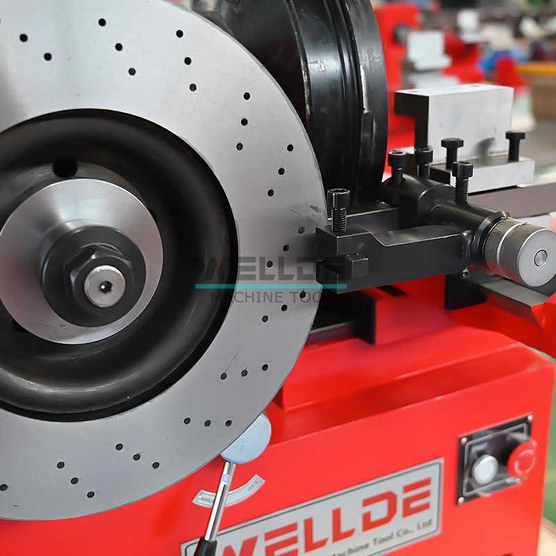 Vehicle Equipment C9335 Brake Disc Lathe Machine for Brake Disc and Drum Polishing