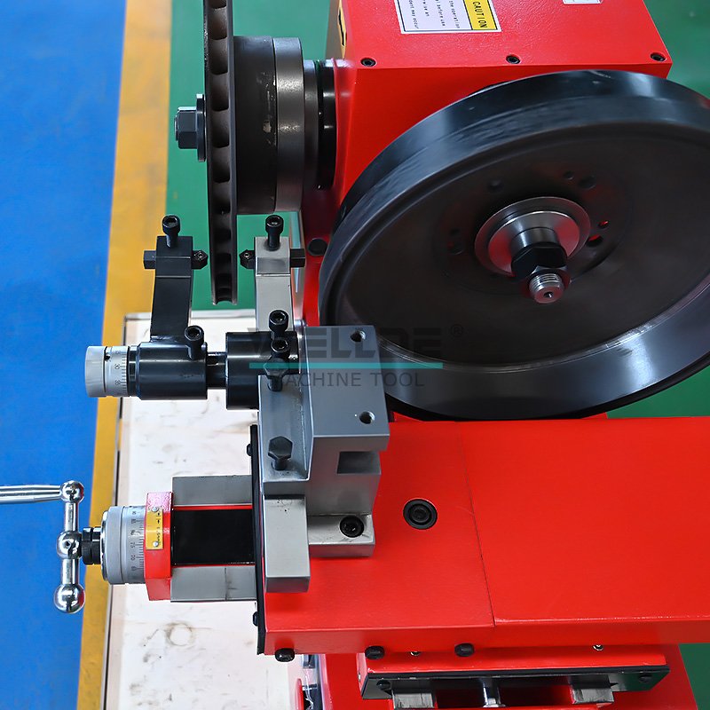 Vehicle Equipment C9335 Brake Disc Lathe Machine for Brake Disc and Drum Polishing