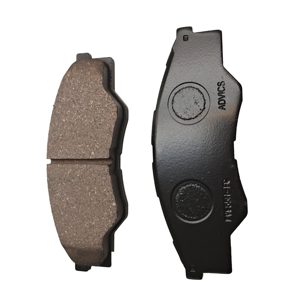2024 04465-0K160 / 04465-0K010 / 04465-Yzzq6 / D2275 Brake Pad With Good Quality for ToOyotto Hilux VII Pickup
