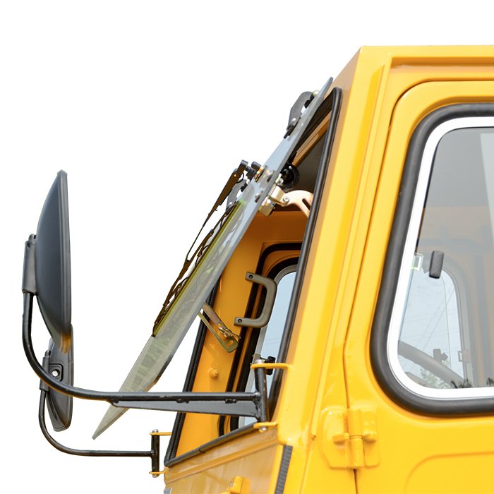 4X2 25KN DIESEL TOWING TRACTOR TRUCK for CARGO LUGGAGE AIRPORT