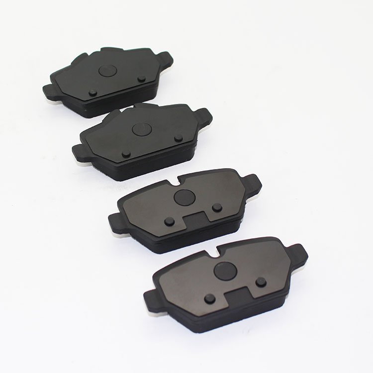 China Supplier 34 21 6 767 145 Car Brake Pad Brake Systems China Car Spare Parts Brake Pads