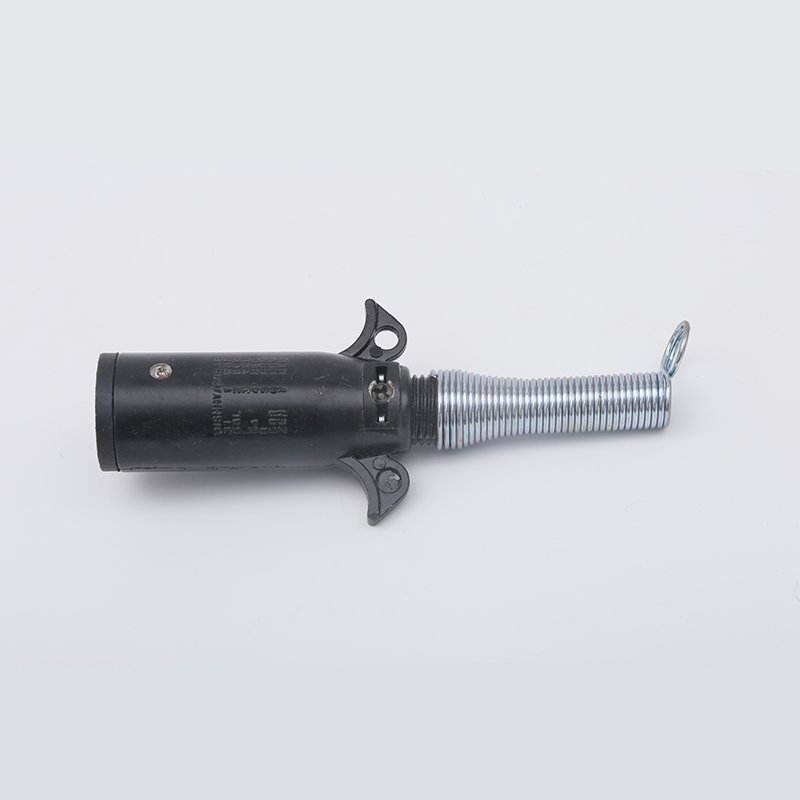 7 Way Round Pin Trailer Plug With Extension Spring, 7 Pin Round Trailer Connector Zinc Die-Cast With Cable Guard