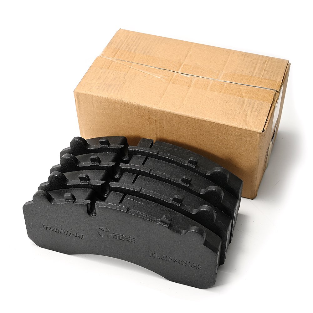 Factory China Wholesale Automobile Brake Pads Supplier for Shacman Dongfeng Truck Free Sample Auto Ceramic Brake Pad