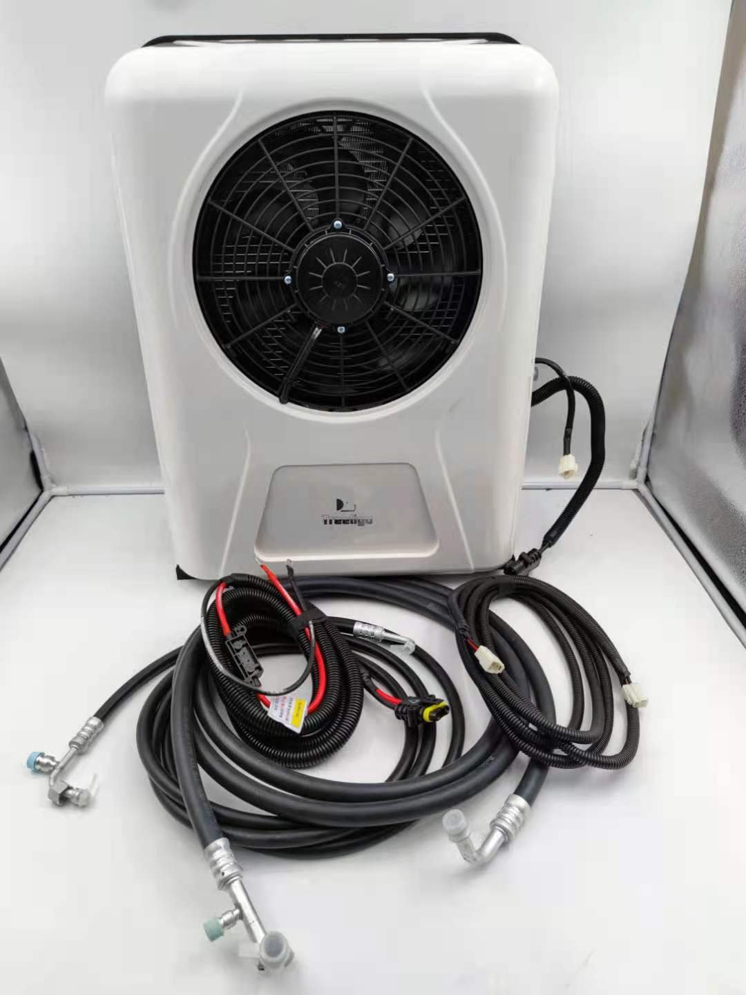 12V 24V Electric DC Split Parking Cooling Bus Mini Air Conditioner for Semi Truck Tractor Unit Ac air Conditioning