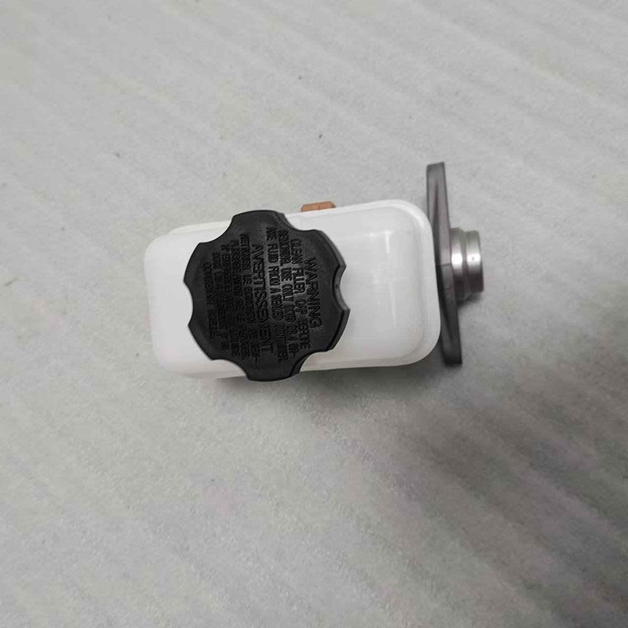SSANGYONG CYLINDER ASSY-POWER BRAKE MASTER 4854008107 for REXTON
