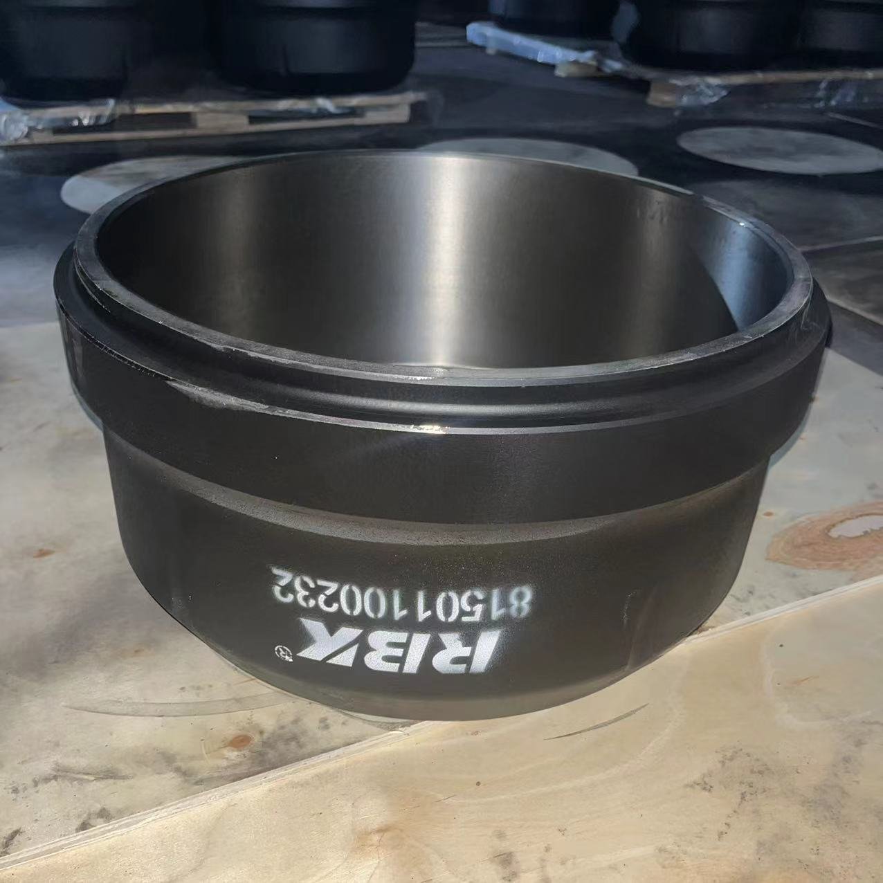 81501100232 High Quality Brake Drum for MAN