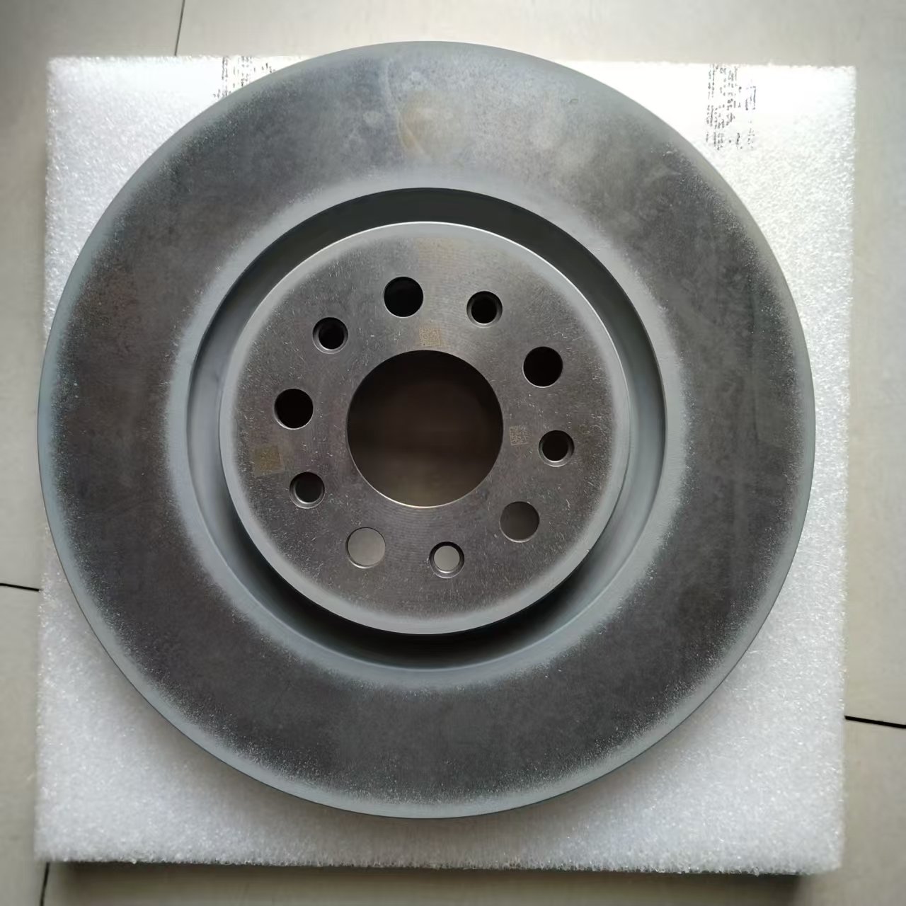 High Quality Original Levante 670038175 Front Brake Disc