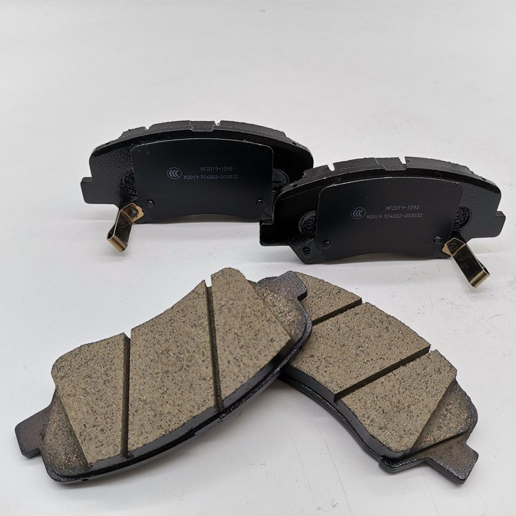 D1593 - 8751 58101-1WA00 GDB7841 Front Brake Pad for HYUNDAI Accent KIA Rio Disc Brake Pads