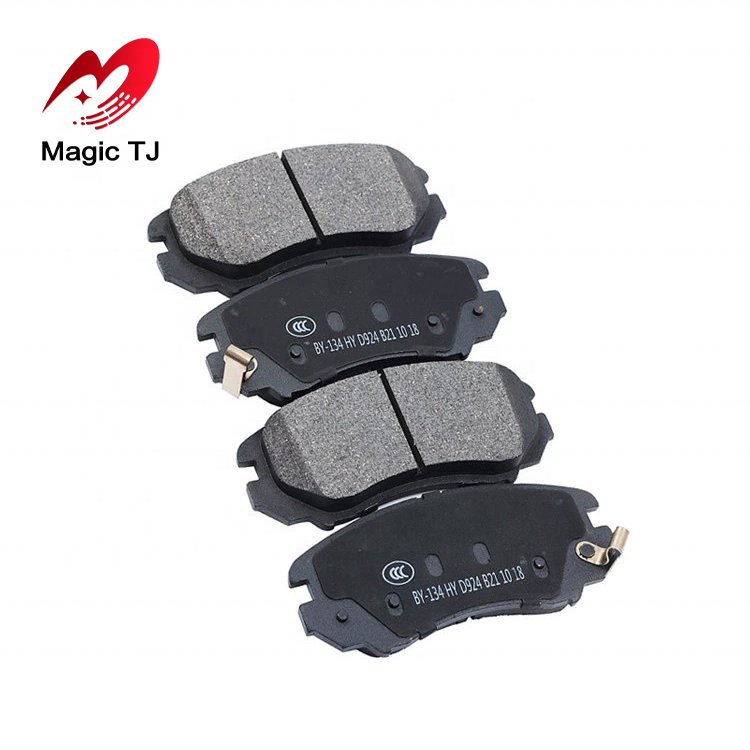 Wholesale New Condition Chevrolet Cruze Car Spare Parts Ceramic Brake Pads for hyundai mitsubishi Pajero chevrolet Captiva D1090