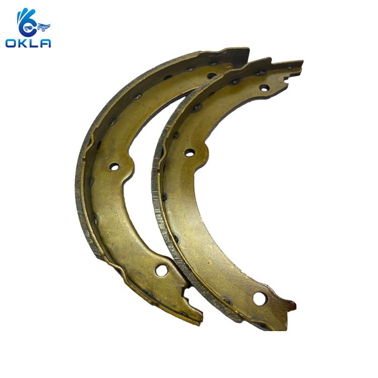 Competitive Price Car Parts and Accessories Brake Shoes 46530-34010 for Toyota Land Cruiser 100