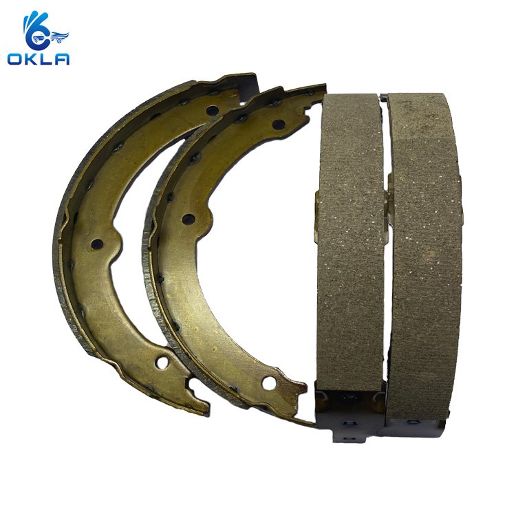 Competitive Price Car Parts and Accessories Brake Shoes 46530-34010 for Toyota Land Cruiser 100