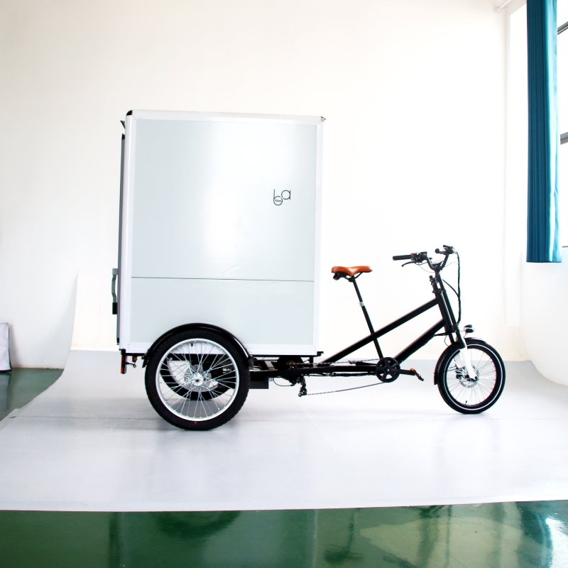 Heavy Load Cabin Cargo Tricycle / Closed 3 Wheel Motorcycle Heavy Load Cargo Bike Electric Bicycles
