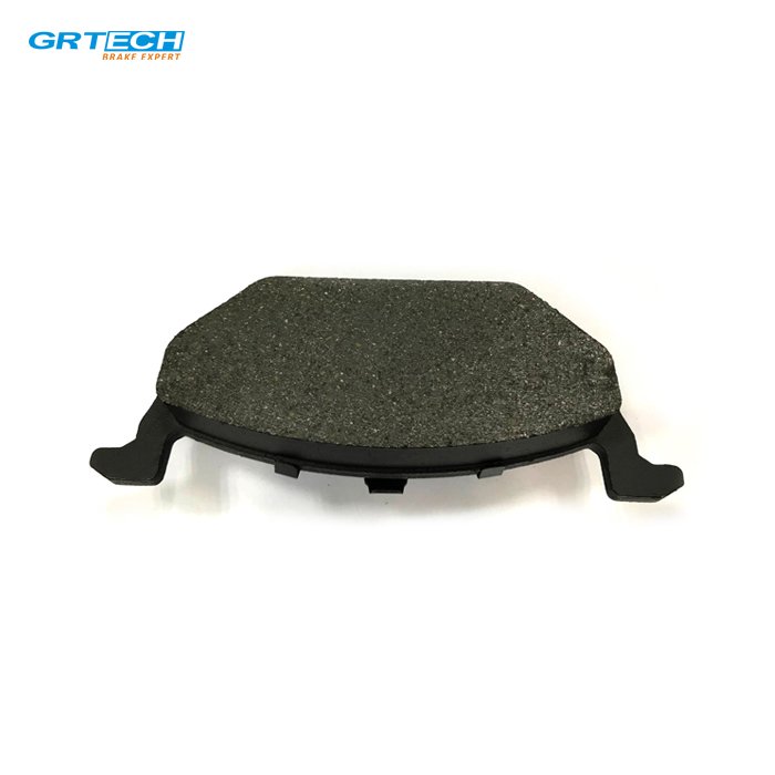 GDB1357 Front Brake Pads Set Auto Car Brake Pad Kit for VW Audi