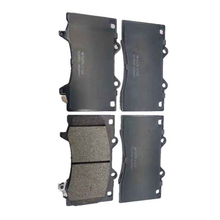 Top Quality Ceramic Brake Pads D1748 for Nissan Patrol Y62 D1060-1LB2A Front Brake Pad