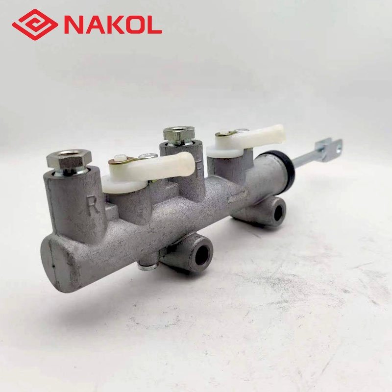 High Quality Brake Master Cylinder Brake Pump for SUZUKI 51100-79012 51100-79010 51100-79510 51100-79511 51100-79512