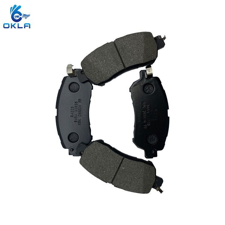 Car Brake Disc Spare Parts Ceramic Front Brake Pads Set DAY6-33-28ZA for Mazda 2 CX-3 CX-7