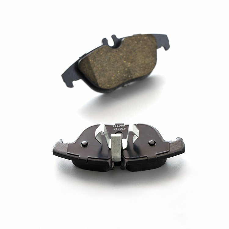 High Performance Auto Brake Pads New Condition Pad Brake or Cars Carbon Potttery Ceramic for Mercedes-Benz Rear Brake Pads