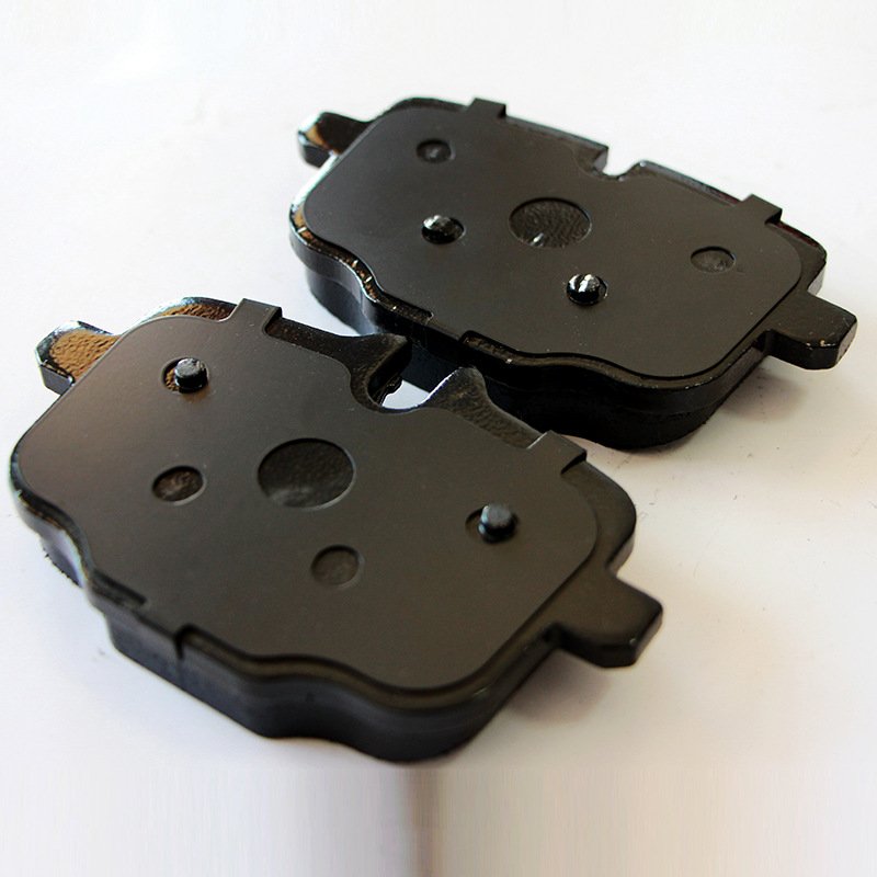 Manufacturers Supply Custom Ceramic Front Brake Disc Brake Pads Cars Kit for BMW D1850 34 21 6 870 552