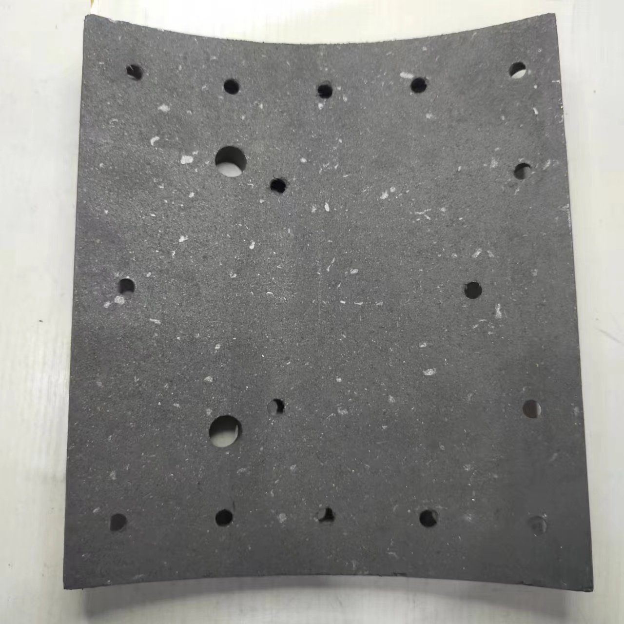 Japanese Mitsubishi Fuso & Hino Truck Spare Parts New Brake Shoe Lining Mitsubishi Fuso & Hino Truck Brake Lining Manufacturing